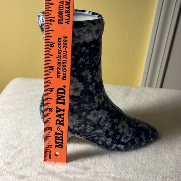 Vase Blue and white shoe boot pointed toe base heel, unmarked calico brand - Picture 9 of 10